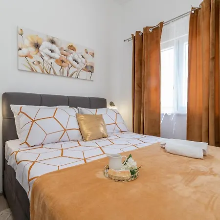 Amazing Sea View Apartment- Romantica Apartament Kaštel Štafilić