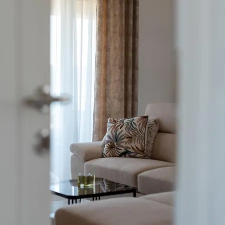 Amazing Sea View Apartment- Romantica * Kaštel Štafilić