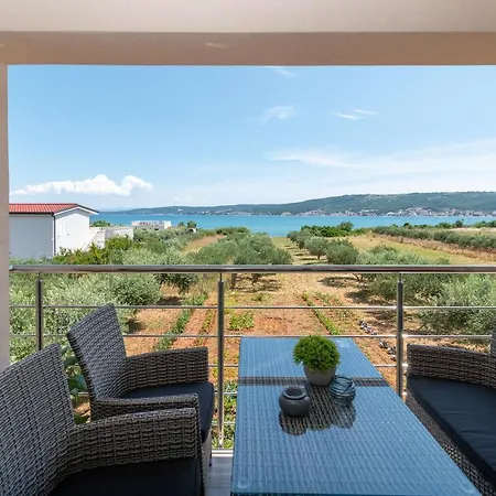 Apartment Amazing Sea View Apartment- Romantica Kastel Stafilic