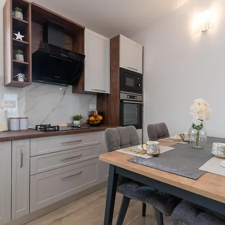 Apartment Amazing Sea View Apartment- Romantica Kastel Stafilic