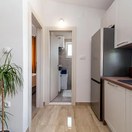 Apartment Amazing Sea View Apartment- Romantica *