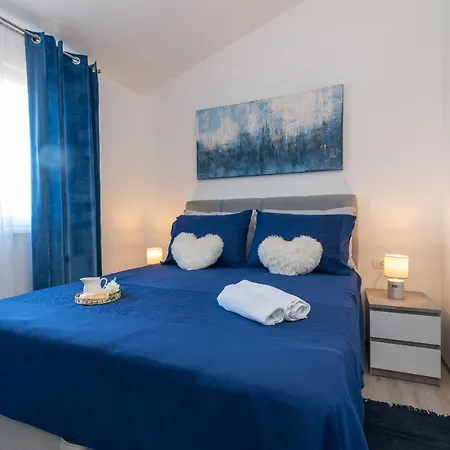 Amazing Sea View Apartment- Romantica Apartment Kastel Stafilic